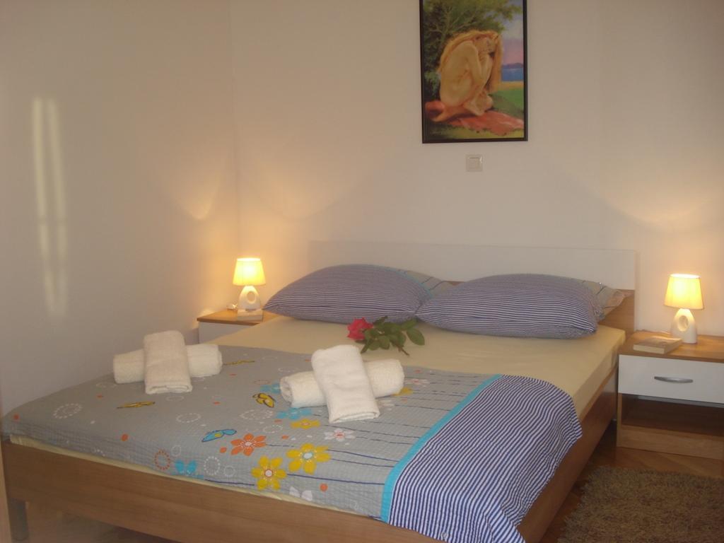Apartments Dalmacija โรกอซนิซา ห้อง รูปภาพ