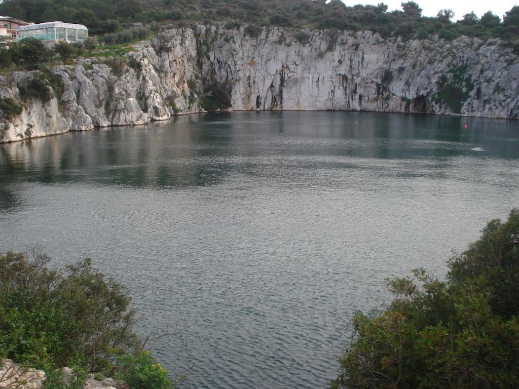 Apartments Dalmacija โรกอซนิซา ภายนอก รูปภาพ