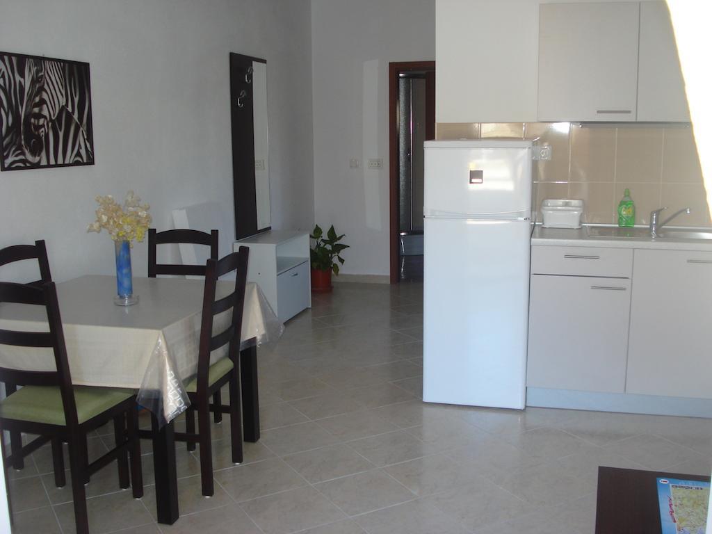 Apartments Dalmacija โรกอซนิซา ห้อง รูปภาพ